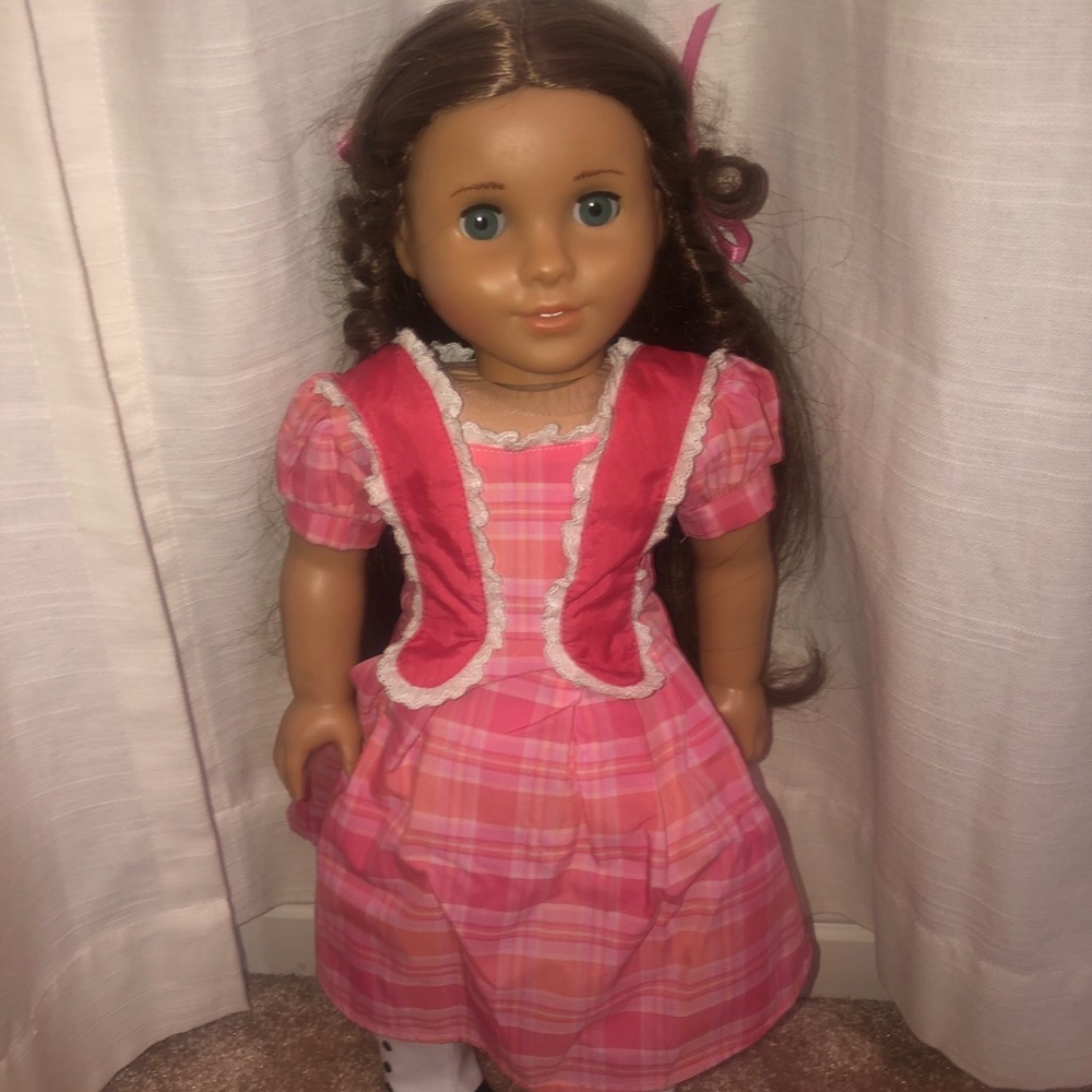 EUC American Girl Doll